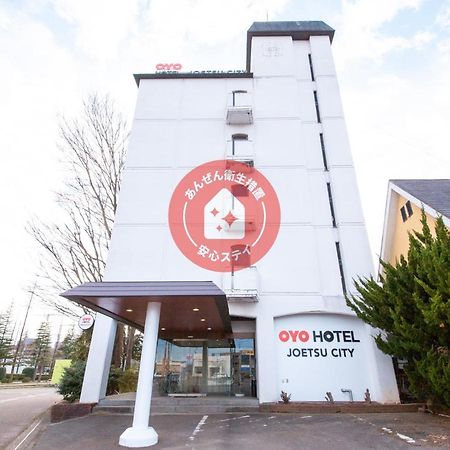 Oyo Joetsu City Hotel Kasugayama Экстерьер фото