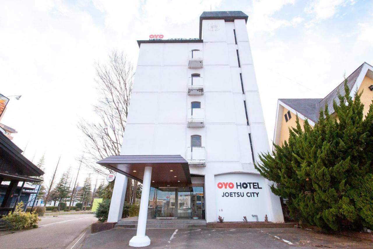 Oyo Joetsu City Hotel Kasugayama Экстерьер фото