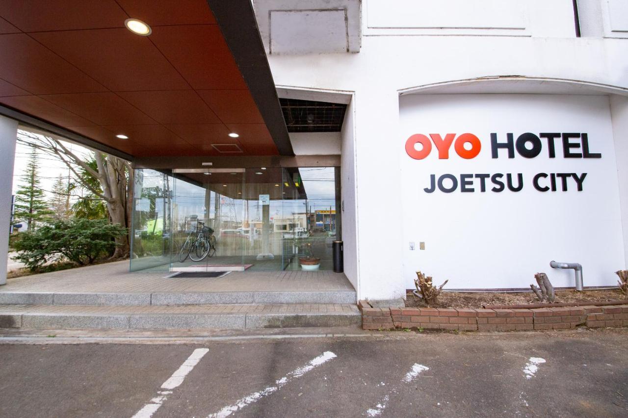 Oyo Joetsu City Hotel Kasugayama Экстерьер фото