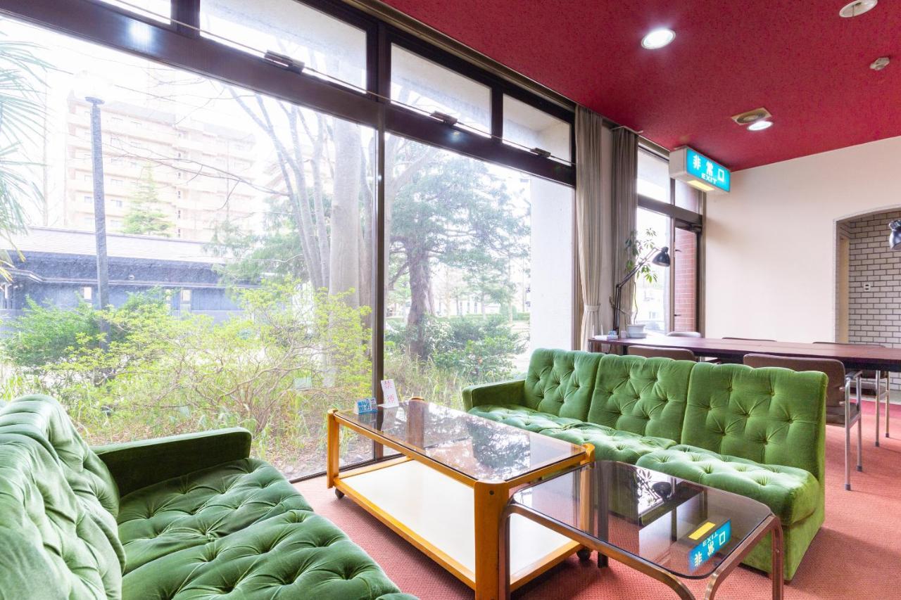 Oyo Joetsu City Hotel Kasugayama Экстерьер фото